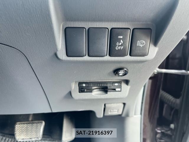 Toyota PRIUS ALPHA 2013-10 8101382-11