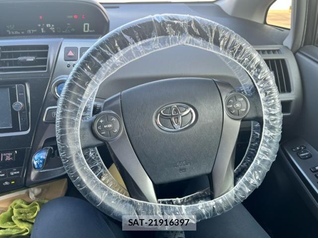Toyota PRIUS ALPHA 2013-10 8101382-12