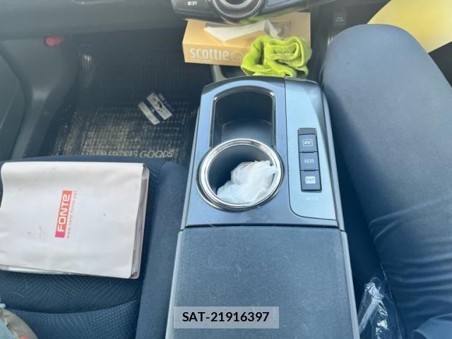 Toyota PRIUS ALPHA 2013-10 8101382-20