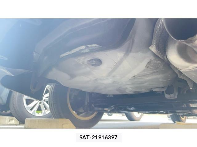 Toyota PRIUS ALPHA 2013-10 8101382-24