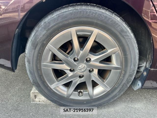 Toyota PRIUS ALPHA 2013-10 8101382-5