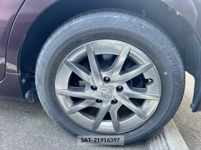 Toyota PRIUS ALPHA 2013-10 8101382-6