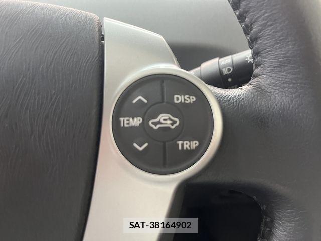 Toyota PRIUS ALPHA 2012-02 8101364-16