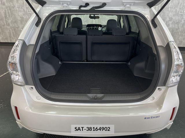 Toyota PRIUS ALPHA 2012-02 8101364-20