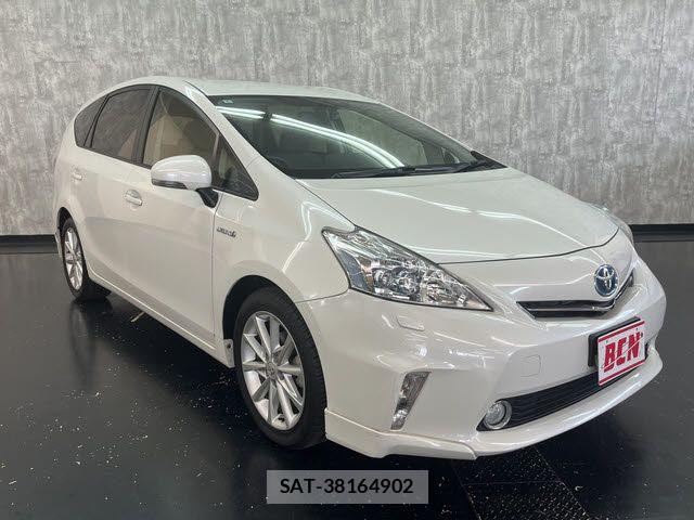 Toyota PRIUS ALPHA 2012-02 8101364-6