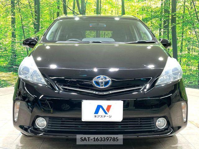 Toyota PRIUS ALPHA 2012-07 8101373-13