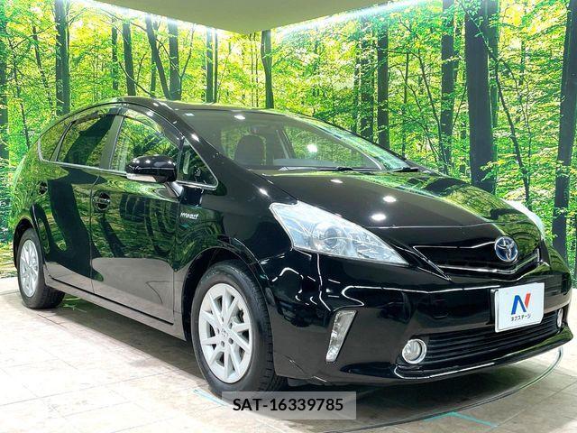 Toyota PRIUS ALPHA 2012-07 8101373-15