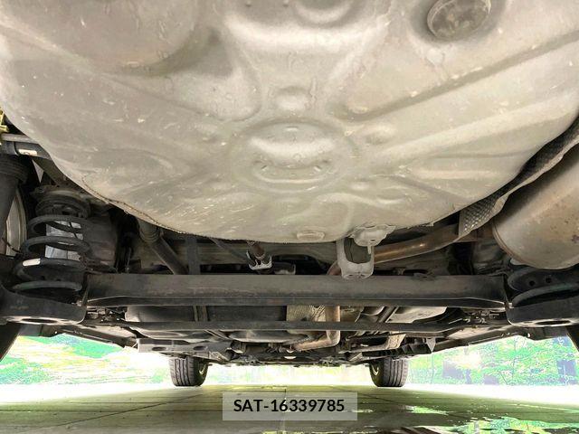 Toyota PRIUS ALPHA 2012-07 8101373-18
