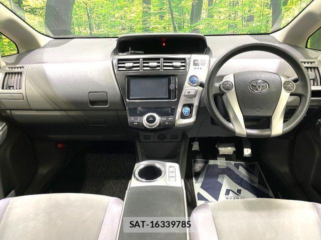 Toyota PRIUS ALPHA 2012-07 8101373-1