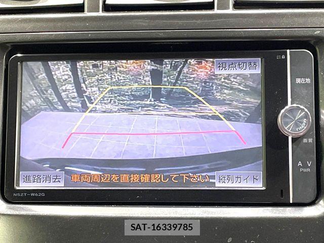 Toyota PRIUS ALPHA 2012-07 8101373-3
