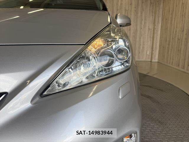 Toyota PRIUS ALPHA 2011-06 8101374-24