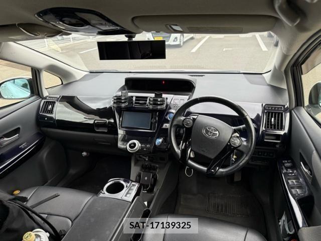 Toyota PRIUS ALPHA 2013-07 8101388-10