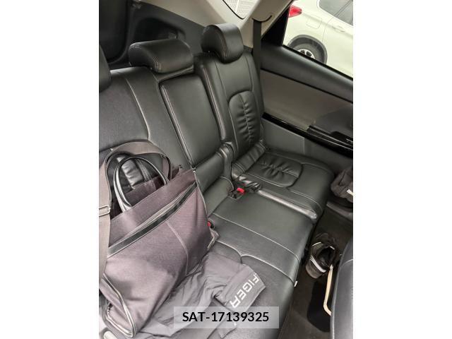 Toyota PRIUS ALPHA 2013-07 8101388-11
