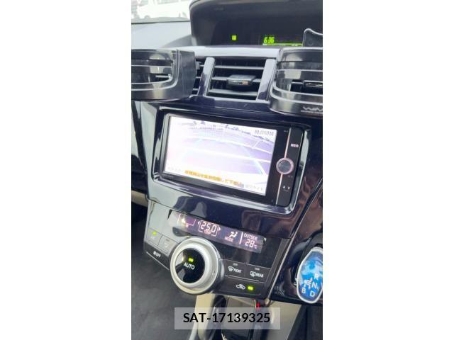 Toyota PRIUS ALPHA 2013-07 8101388-20