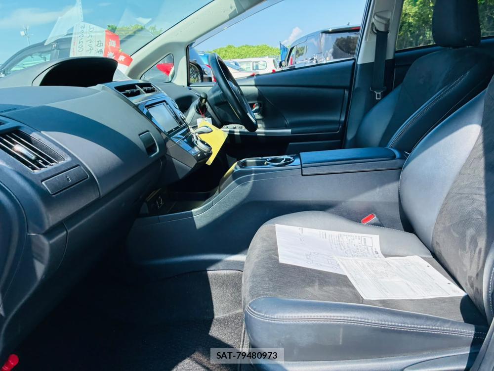 Toyota PRIUS ALPHA 2016-08 7970708-10