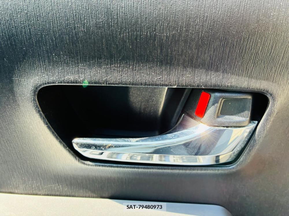 Toyota PRIUS ALPHA 2016-08 7970708-18