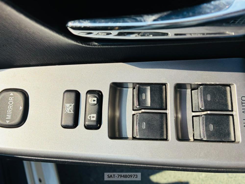 Toyota PRIUS ALPHA 2016-08 7970708-19
