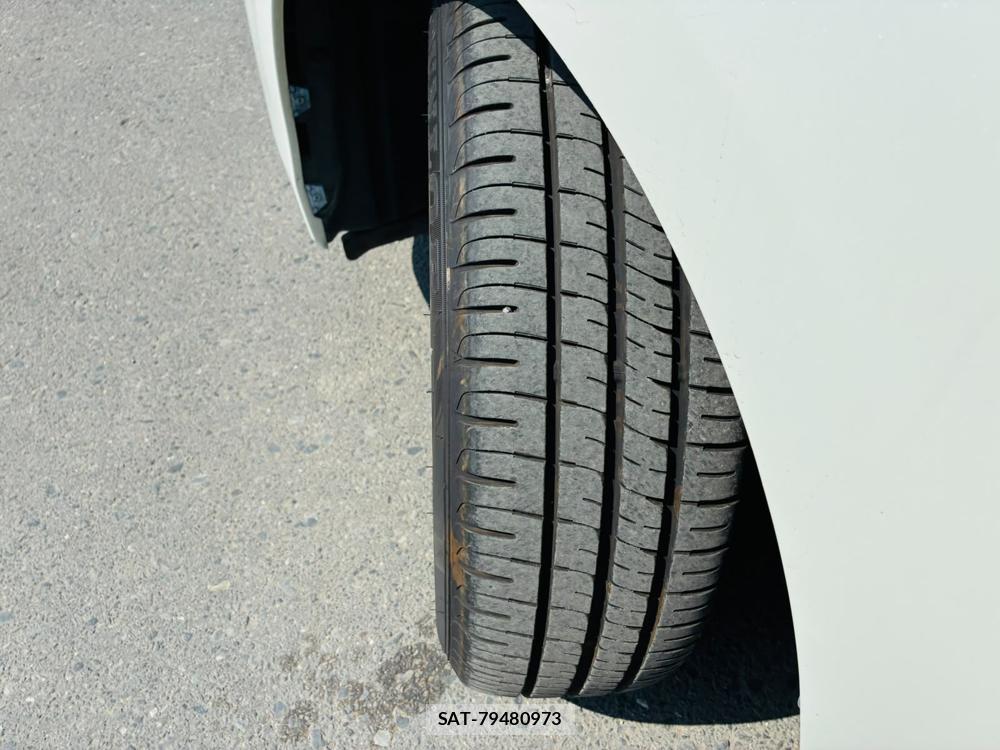 Toyota PRIUS ALPHA 2016-08 7970708-29