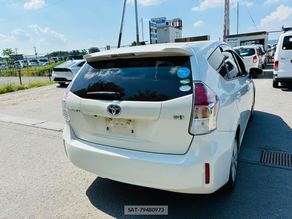Toyota PRIUS ALPHA 2016-08 7970708-4