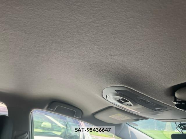Toyota PRIUS ALPHA 2014-03 8131989-14