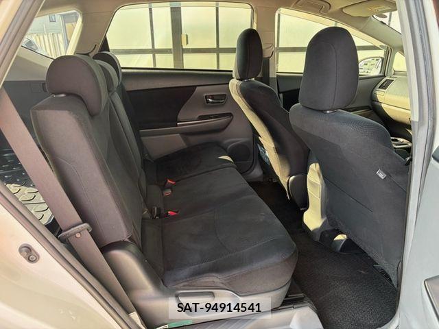 Toyota PRIUS ALPHA 2014-02 8131977-14