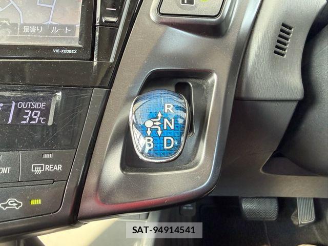 Toyota PRIUS ALPHA 2014-02 8131977-24