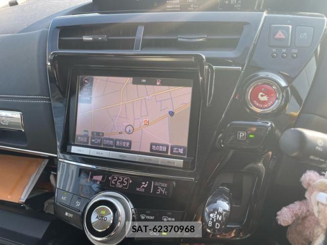Toyota PRIUS ALPHA 2015-09 8131976-17