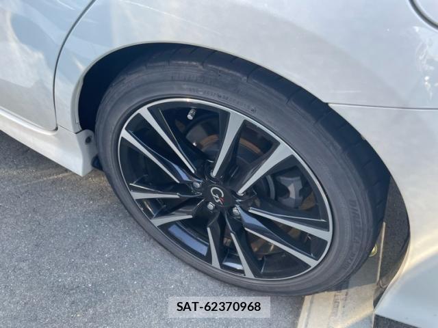 Toyota PRIUS ALPHA 2015-09 8131976-5