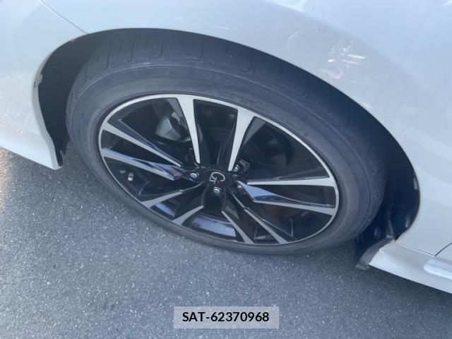 Toyota PRIUS ALPHA 2015-09 8131976-6