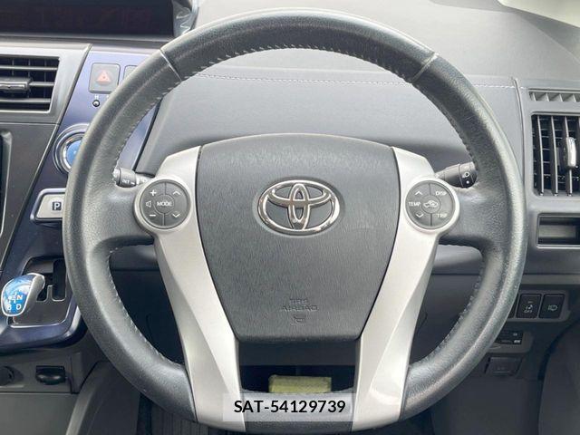 Toyota PRIUS ALPHA 2011-10 8131978-10