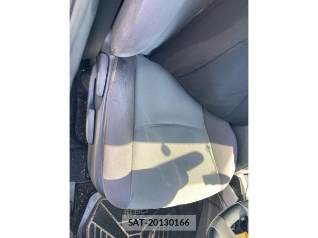 Toyota PRIUS ALPHA 2012-01 8131981-12
