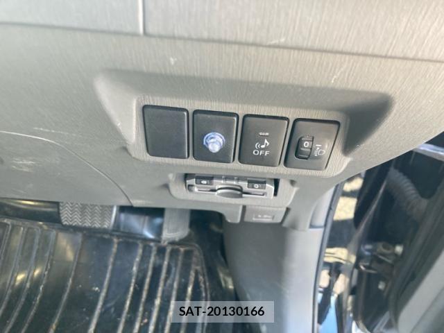Toyota PRIUS ALPHA 2012-01 8131981-13