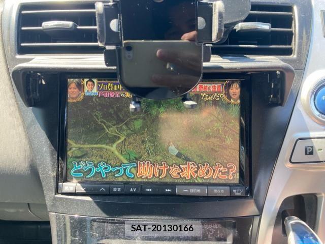 Toyota PRIUS ALPHA 2012-01 8131981-17