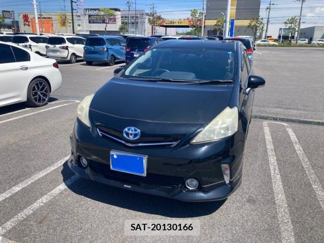 Toyota PRIUS ALPHA 2012-01 8131981-2