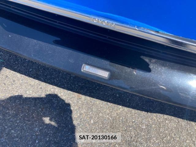 Toyota PRIUS ALPHA 2012-01 8131981-3