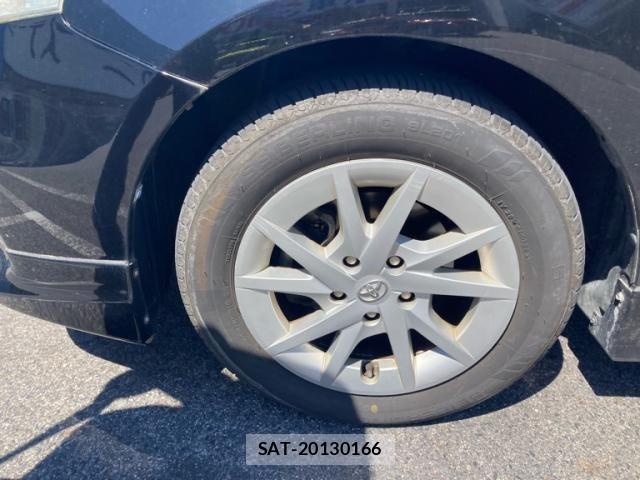 Toyota PRIUS ALPHA 2012-01 8131981-4
