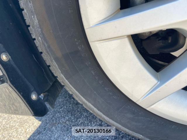 Toyota PRIUS ALPHA 2012-01 8131981-5