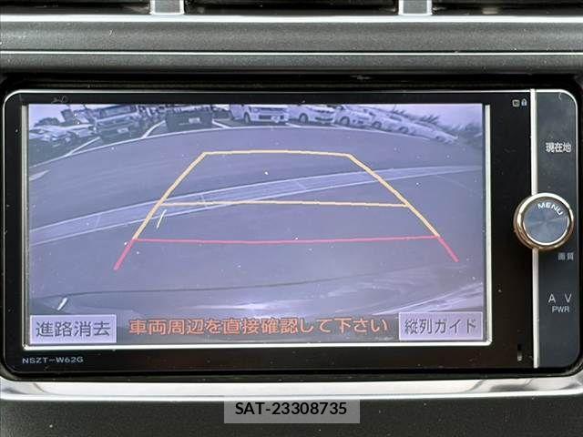 Toyota PRIUS ALPHA 2014-03 8131979-5