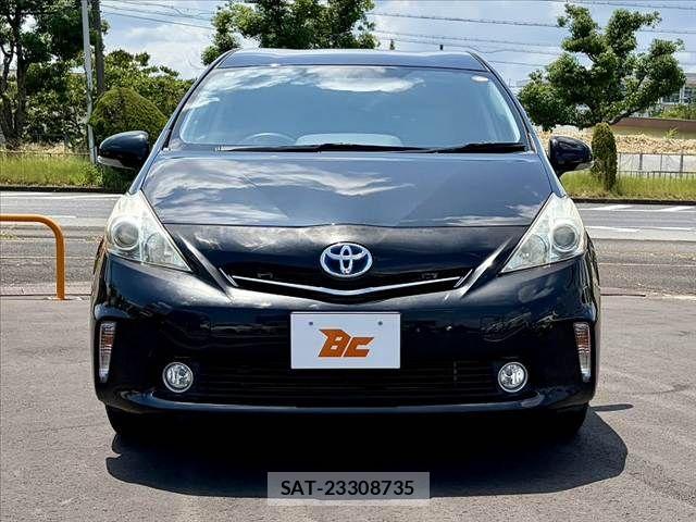 Toyota PRIUS ALPHA 2014-03 8131979-8