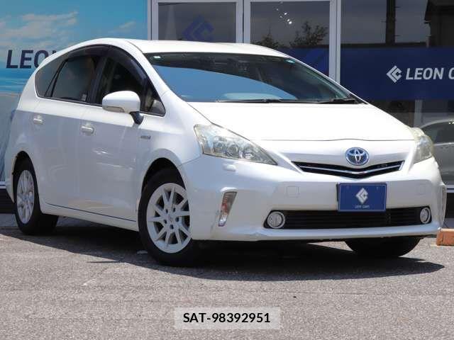 Toyota PRIUS ALPHA 2013-01 8131980-0