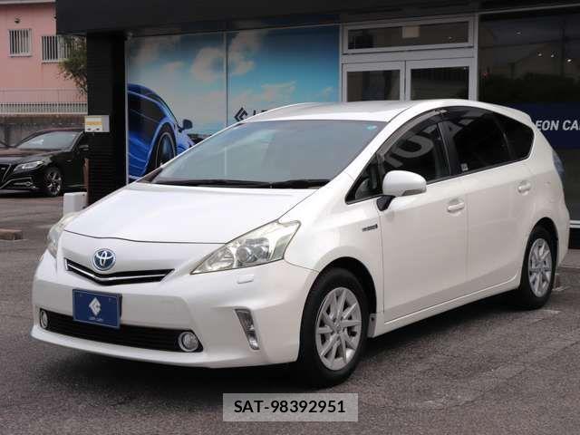 Toyota PRIUS ALPHA 2013-01 8131980-1