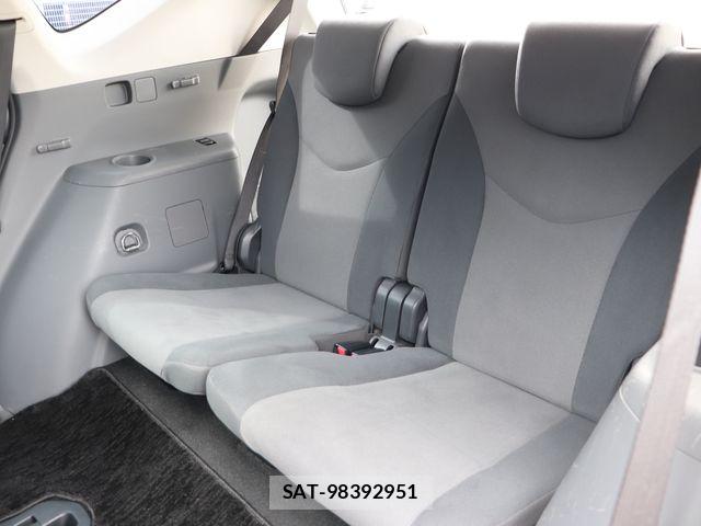 Toyota PRIUS ALPHA 2013-01 8131980-29