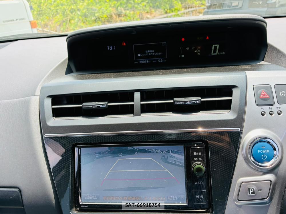Toyota PRIUS ALPHA 2015-11 8111252-17