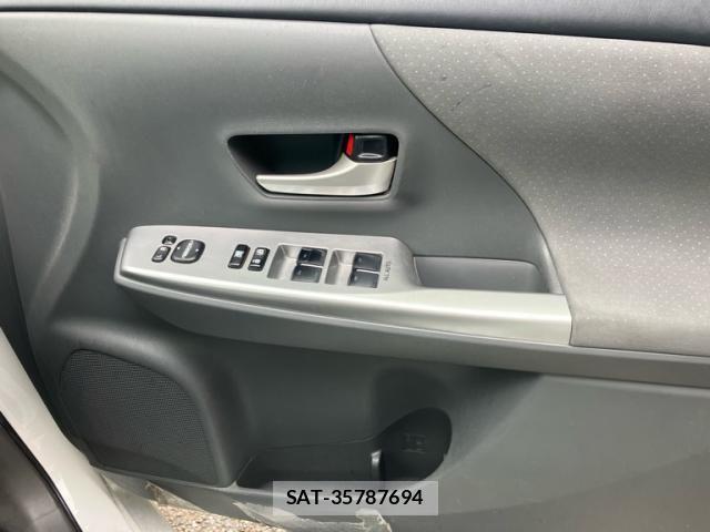 Toyota PRIUS ALPHA 2011-11 8159055-10