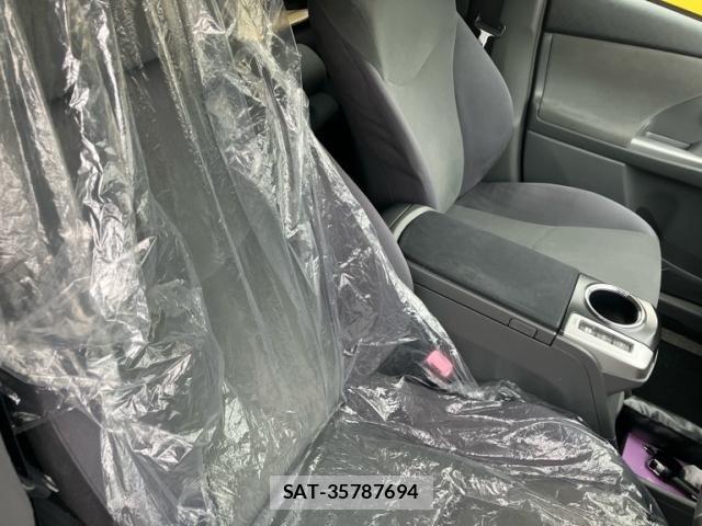 Toyota PRIUS ALPHA 2011-11 8159055-12