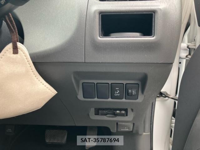 Toyota PRIUS ALPHA 2011-11 8159055-15