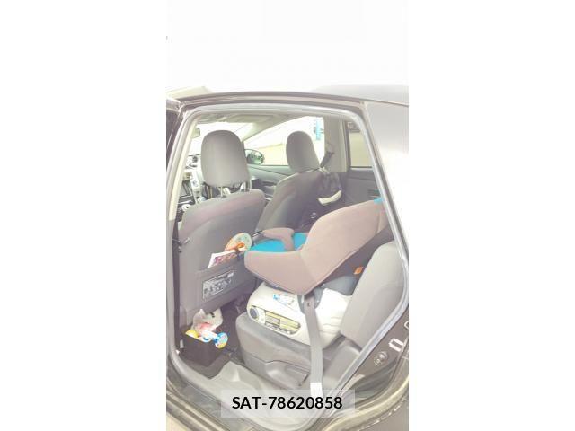 Toyota PRIUS ALPHA 2012-03 8159057-9