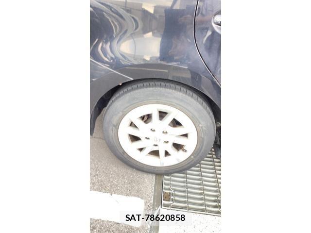 Toyota PRIUS ALPHA 2012-03 8159057-6