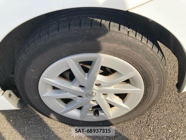 Toyota PRIUS ALPHA 2012-02 8159056-7