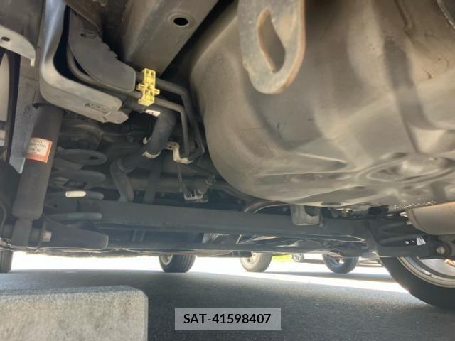Toyota PRIUS ALPHA 2012-03 8209694-11